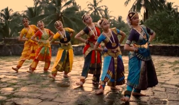 Hymn for the Weekend - Coldplay